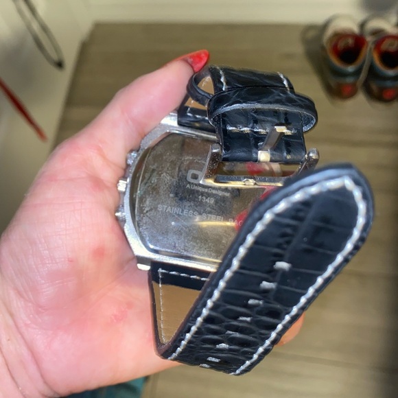 OULM Dual Time Zone Watch – James Bond Style – Waterproof - Picture 5 of 5